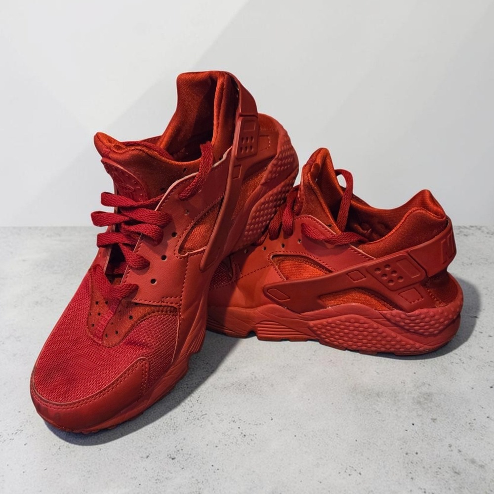 Nike Air Huarache Mens 9.5 Varsity Red Triple Red Sneakers‎ 318429-660